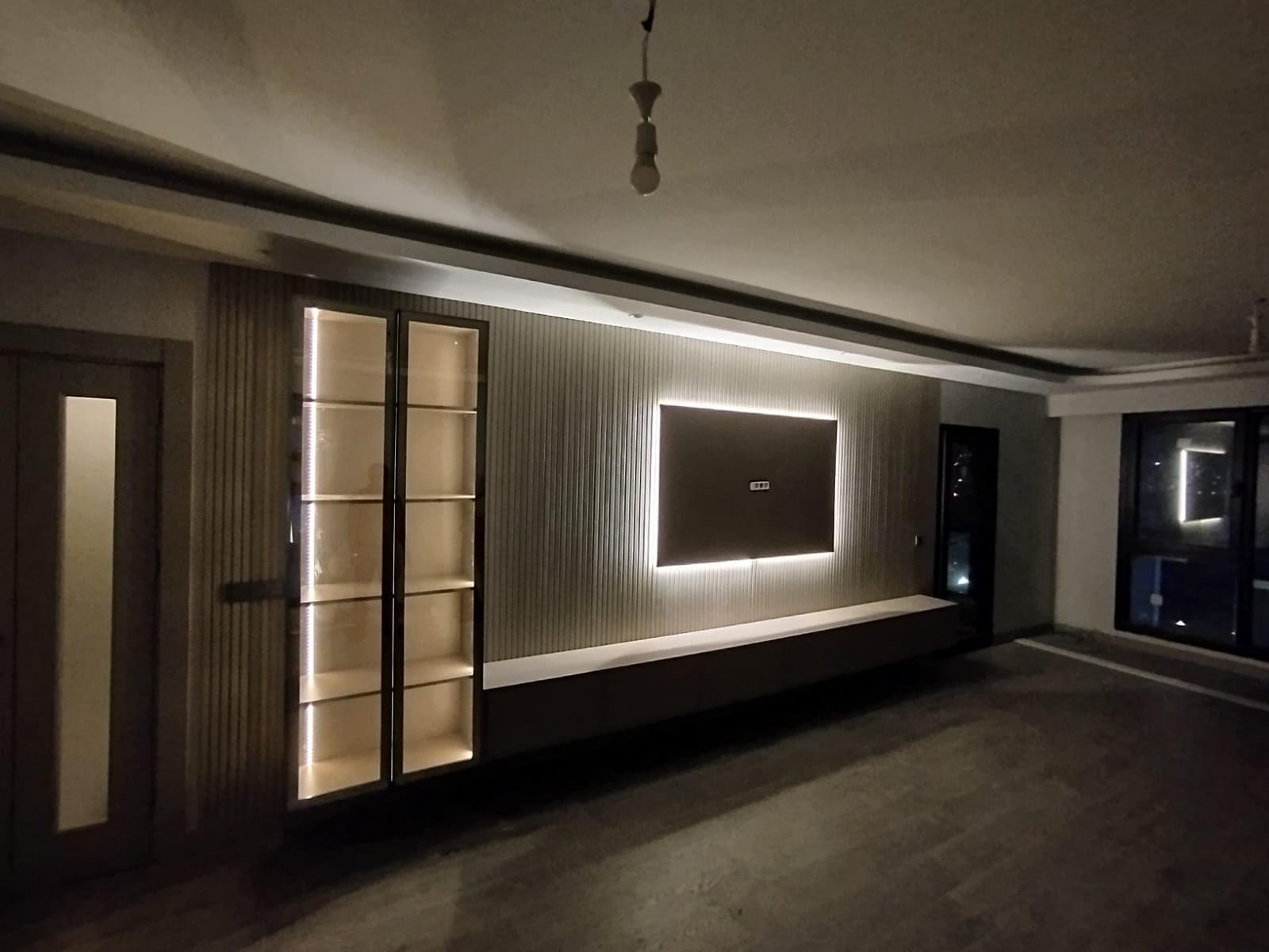 Modern TV ünitesi